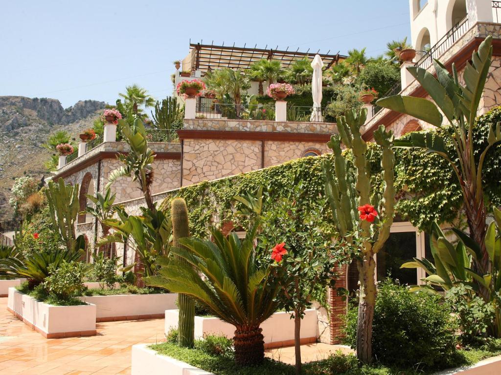 Hotel Le Terrazze يتوجاني المظهر الخارجي الصورة