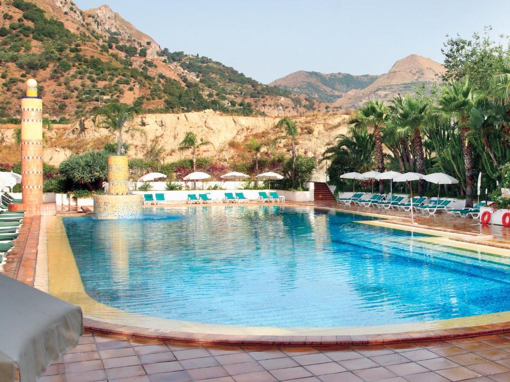 Hotel Le Terrazze يتوجاني المظهر الخارجي الصورة