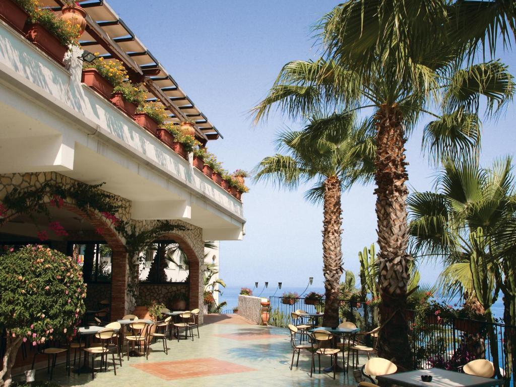 Hotel Le Terrazze يتوجاني المظهر الخارجي الصورة
