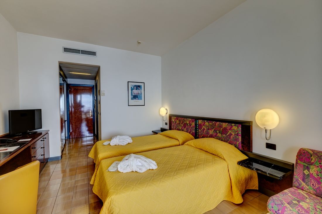 Hotel Le Terrazze يتوجاني المظهر الخارجي الصورة