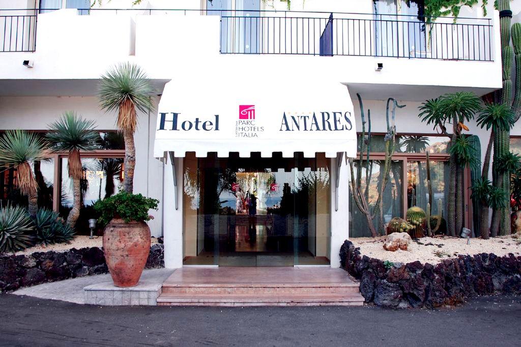 Hotel Le Terrazze يتوجاني المظهر الخارجي الصورة